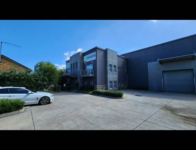 1,551M² WAREHOUSE TO LET IN SPARTAN